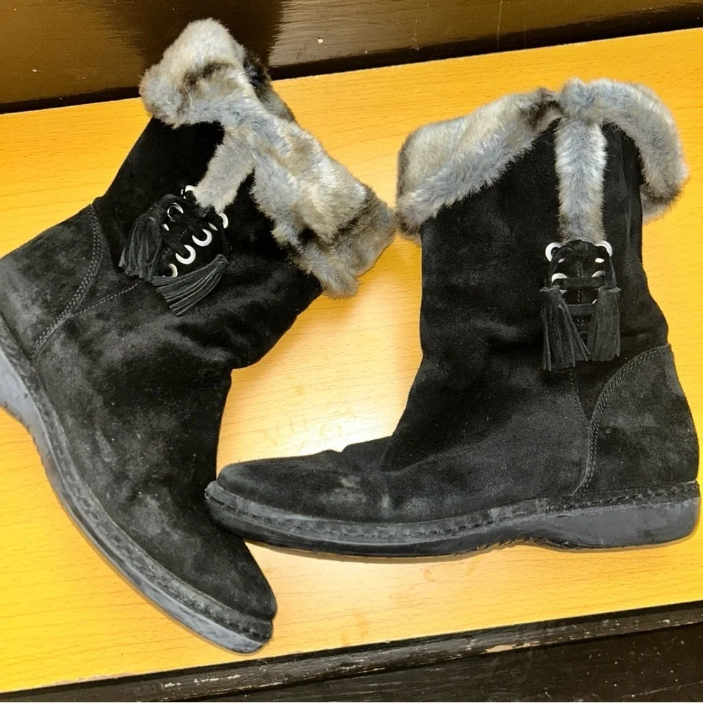 Stuart Weitzman Black Boots with Gray Trim